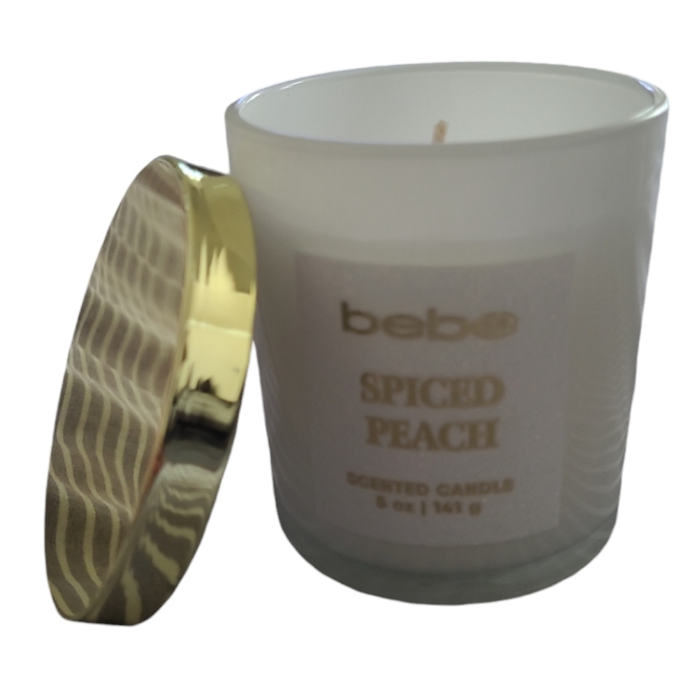 ❤️NWT bebe SPICED PEACH Candle❤️5oz